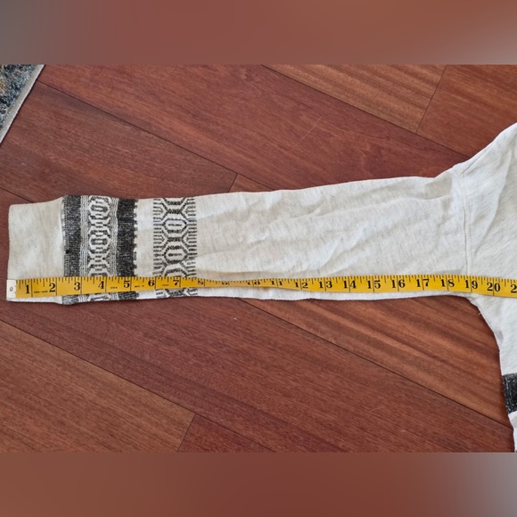 Billabong Hooded Lightweight Pullover - Picture 9 of 9